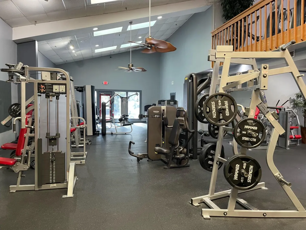 LAVA 24 Fitness gym tour 8